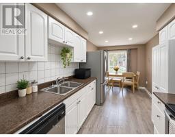 16 Joshua Court, Brampton, ON L6S3W4 Photo 14