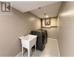 16 Joshua Court, Brampton, ON L6S3W4 Photo 32