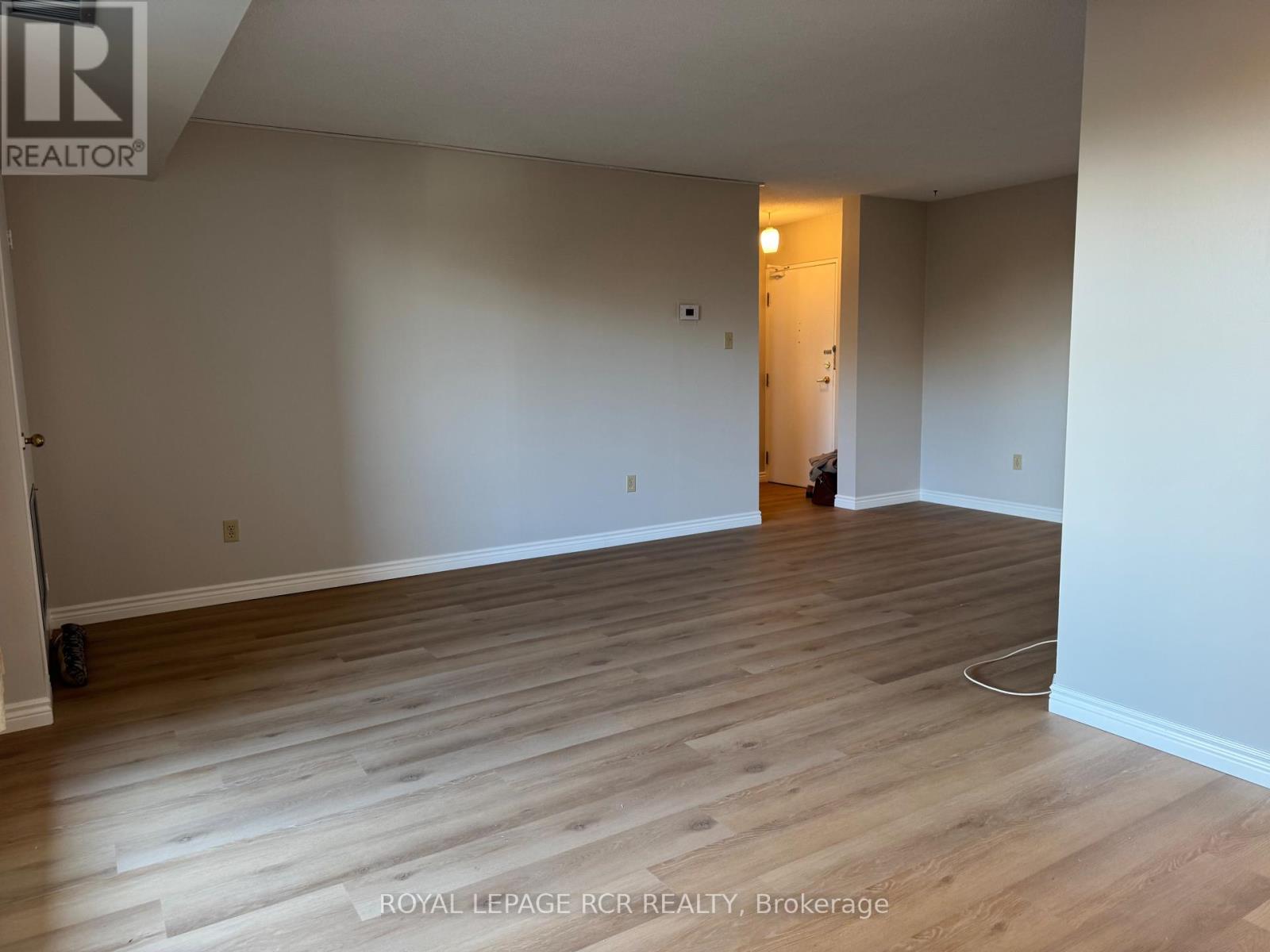 300- 8 Fead Street, Orangeville, ON photo 8