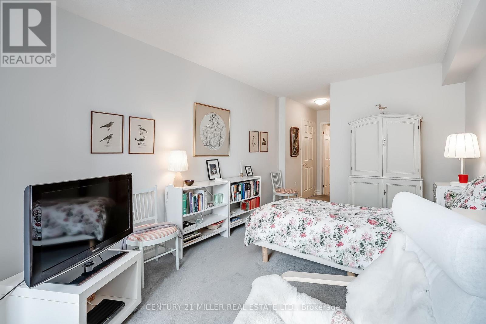 #307 221 ROBINSON STREET - 12