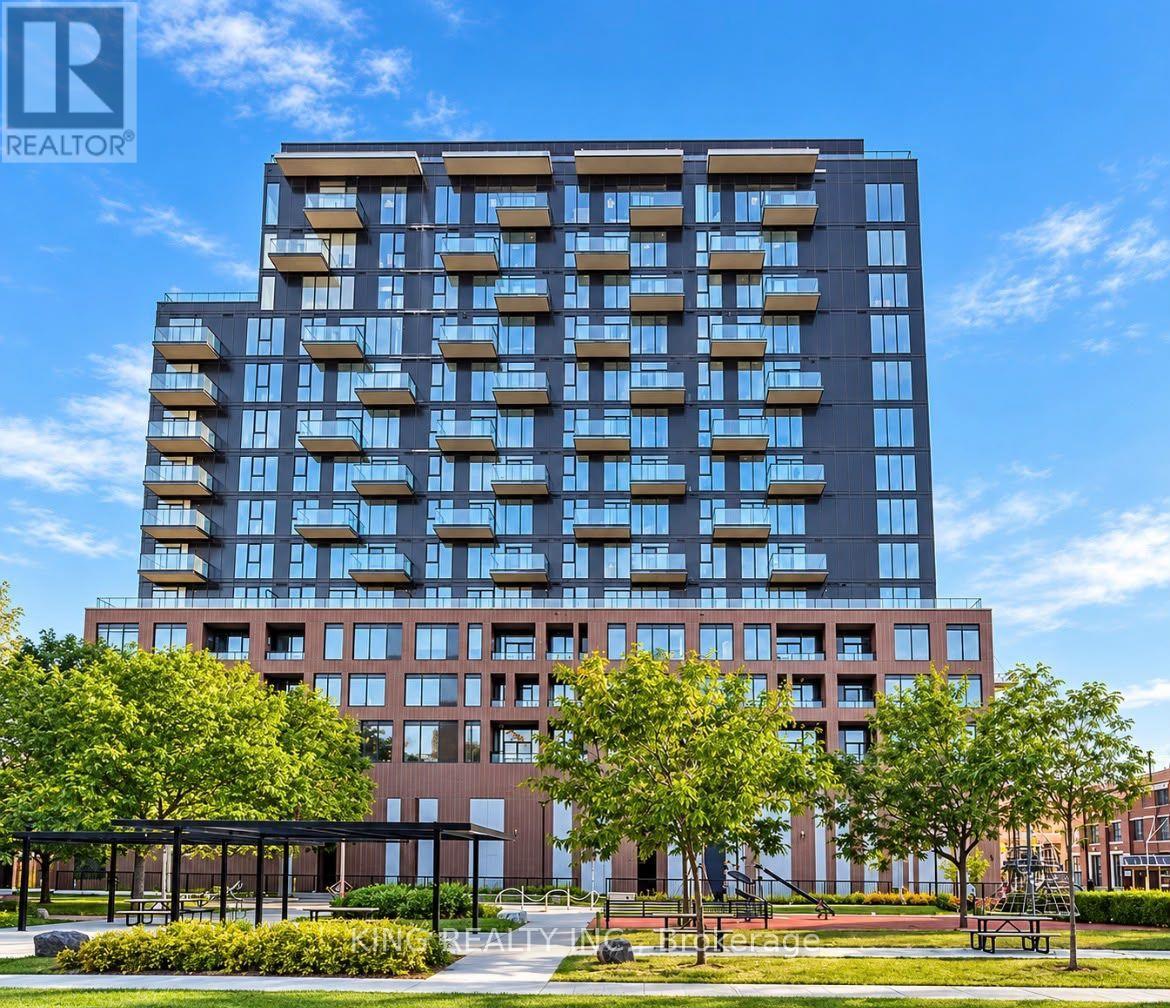 #525 270 DUFFERIN STREET S - 1