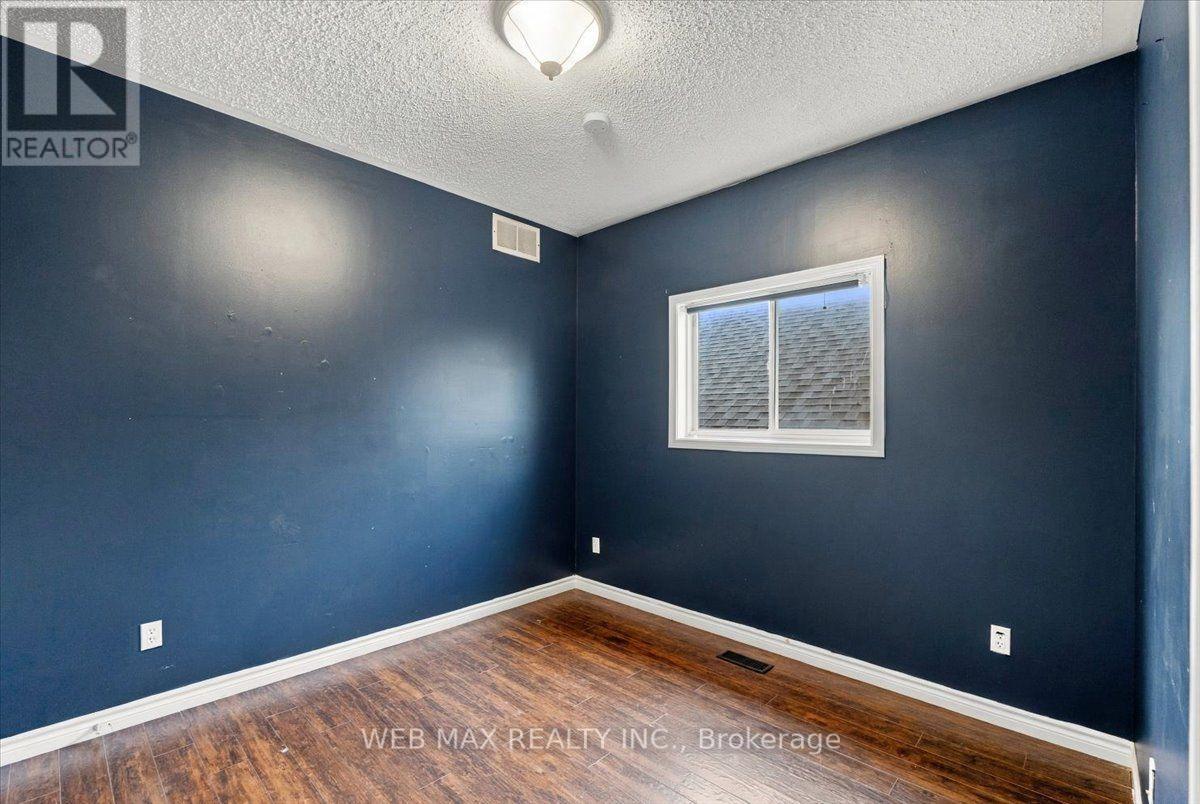 7 DUDLEY COURT - Image 16