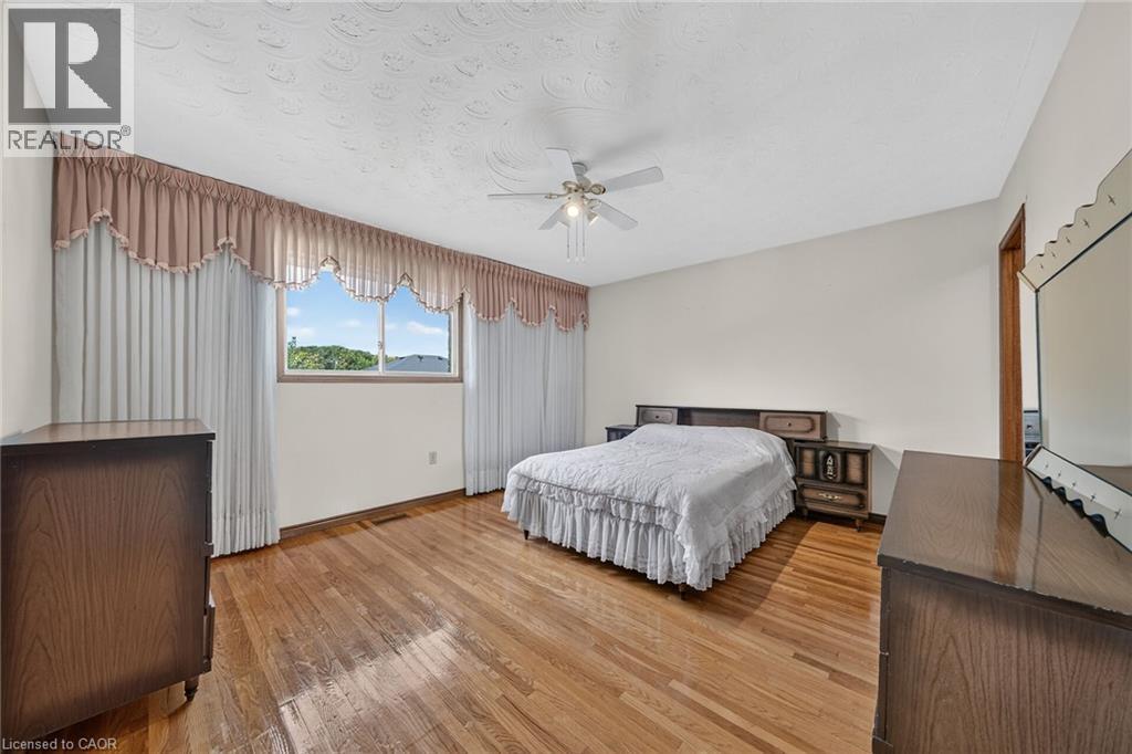 1163 GREENHILL Avenue - Image 25