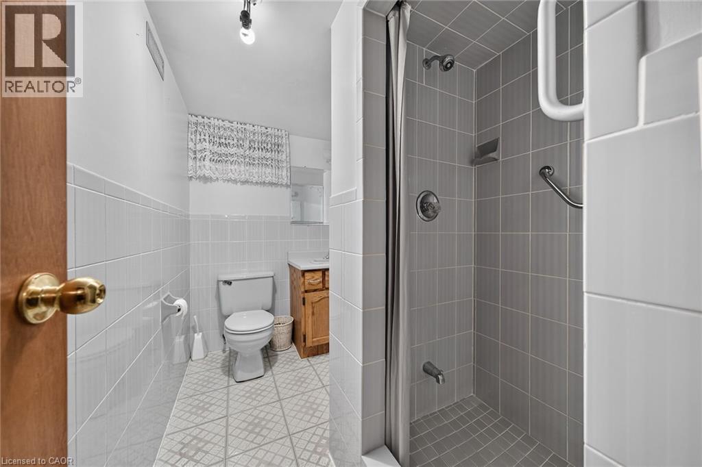 1163 GREENHILL Avenue - Image 34