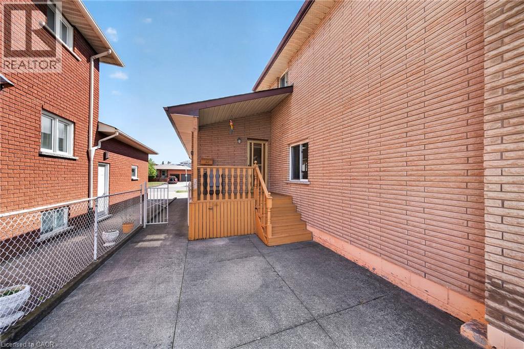 1163 GREENHILL Avenue - Image 39