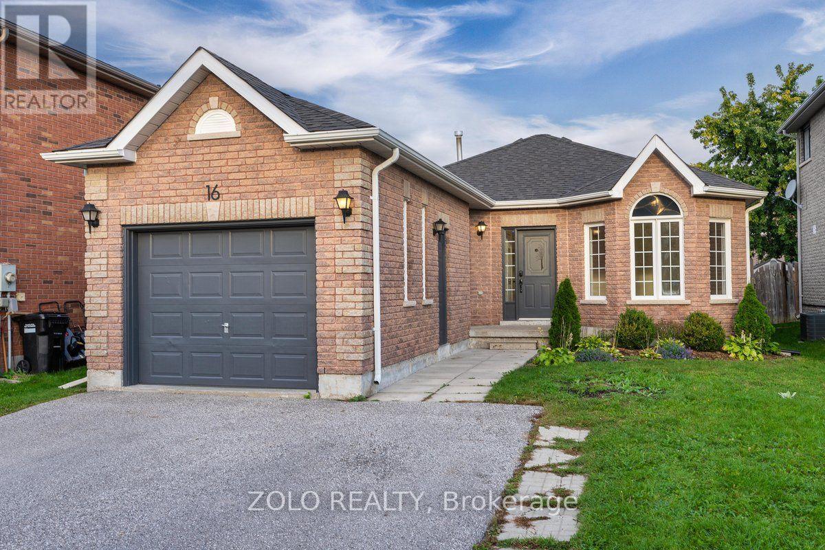 16 Esther Drive, Barrie photo 3