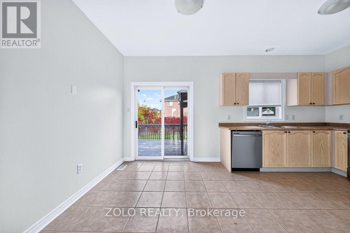 16 Esther Drive, Barrie photo 9