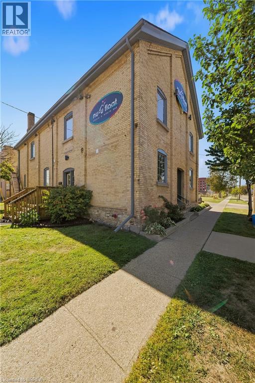 200 Grand River Avenue — photo 15
