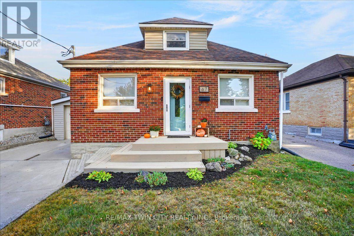67 ARNOLD STREET - 1