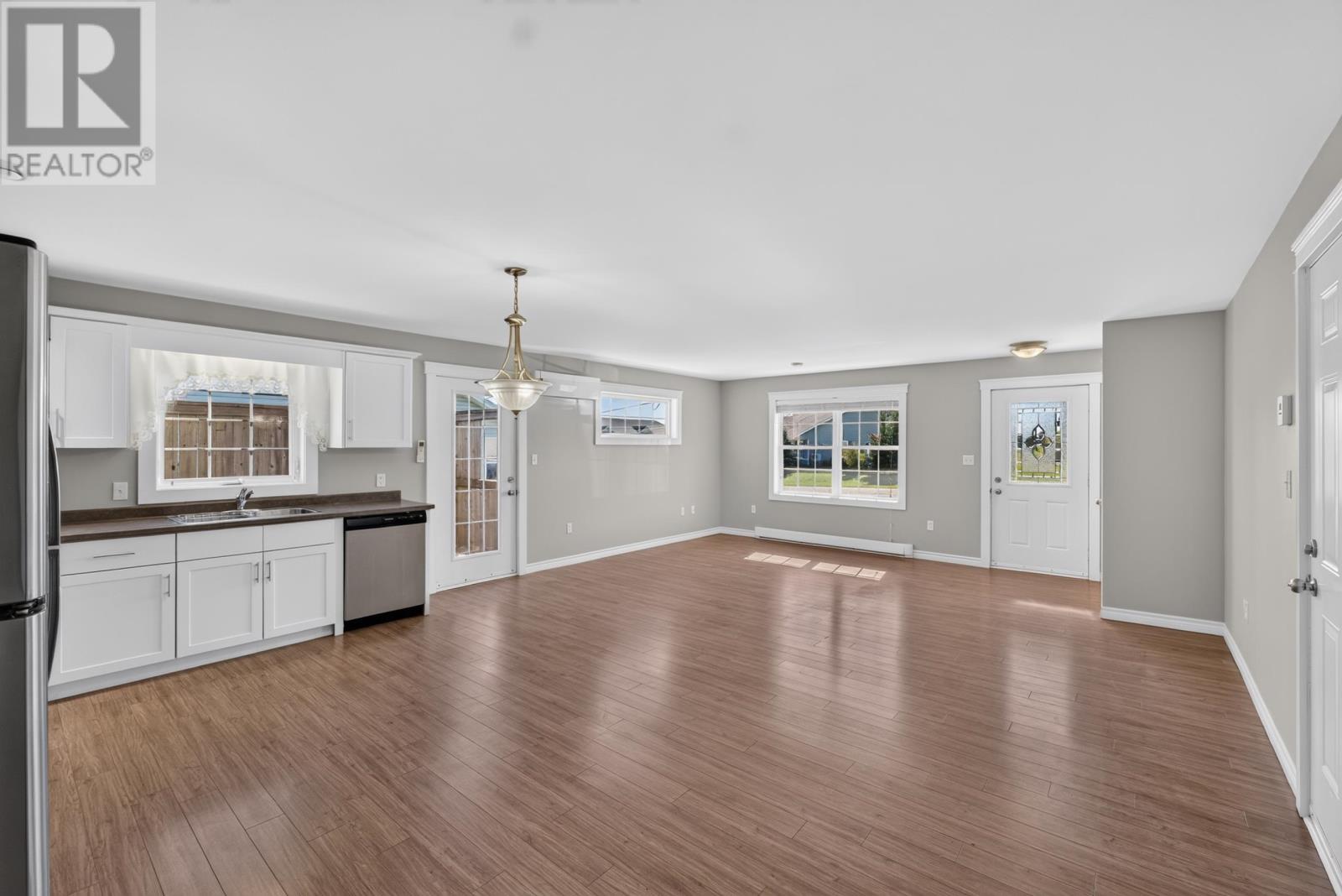 26 STEPHANIE Drive - 13
