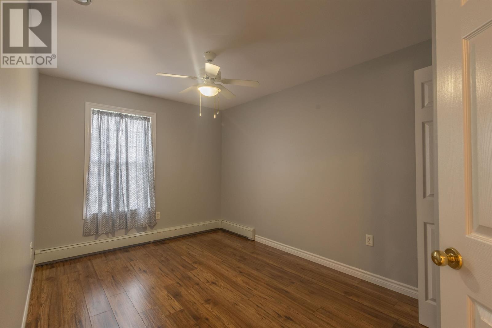 35 Barbour Circle - 24