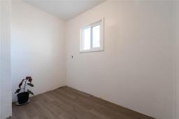 535 Jamison Avenue, Winnipeg, MB R2K1N5 Photo 18