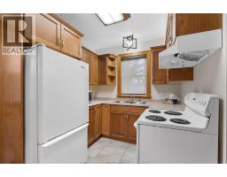 Kitchen - 192 Shepherd Street East, Windsor, ON N9X2K3 Photo 9