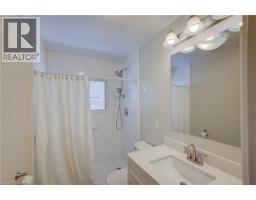 24 Valewood Place, Kitchener, ON N2H4N6 Photo 13