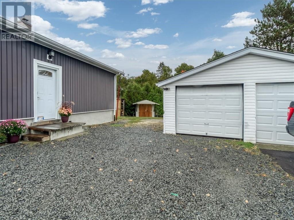 18 Wickwas Street - 3