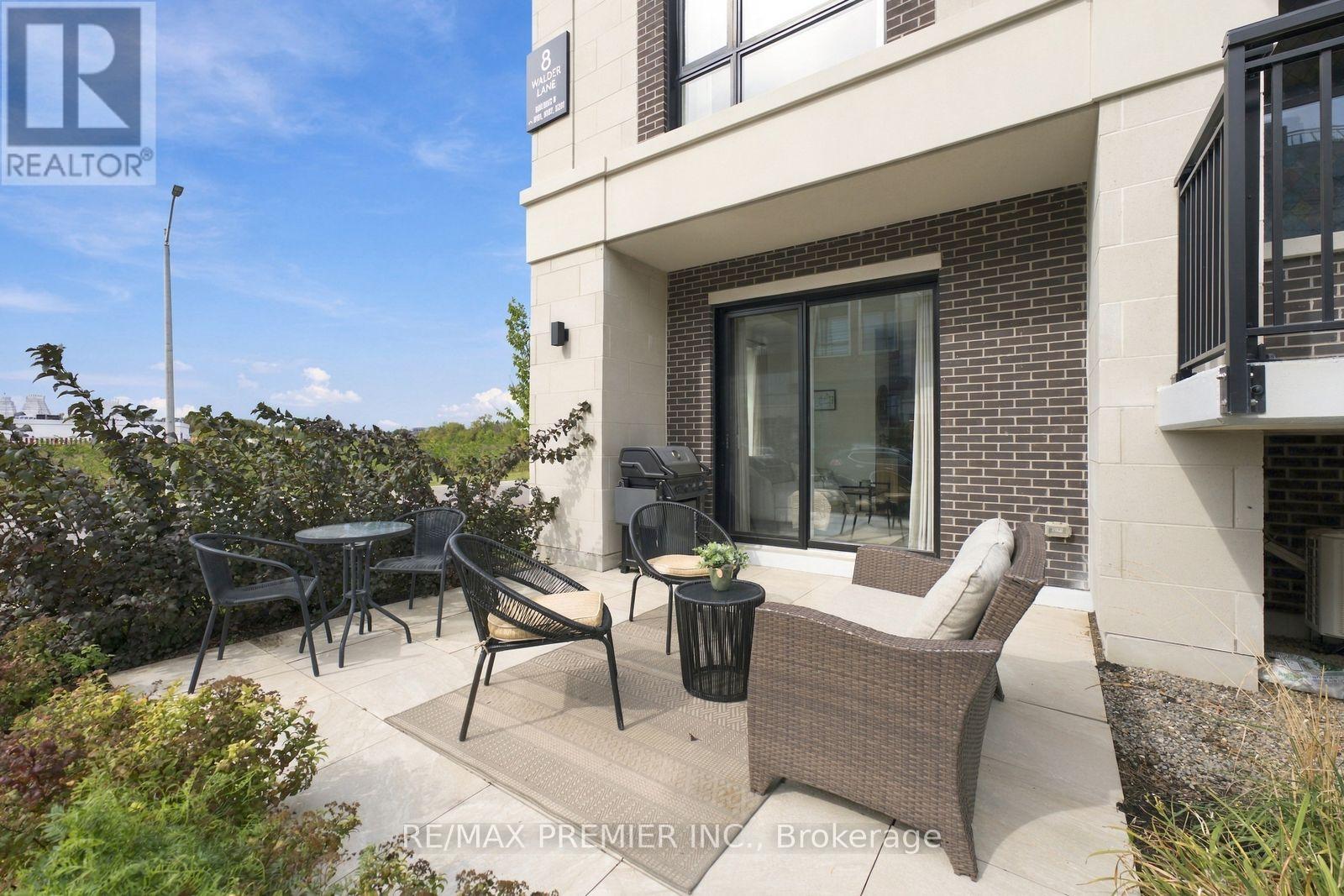 #102 8 WALDER LANE - 37