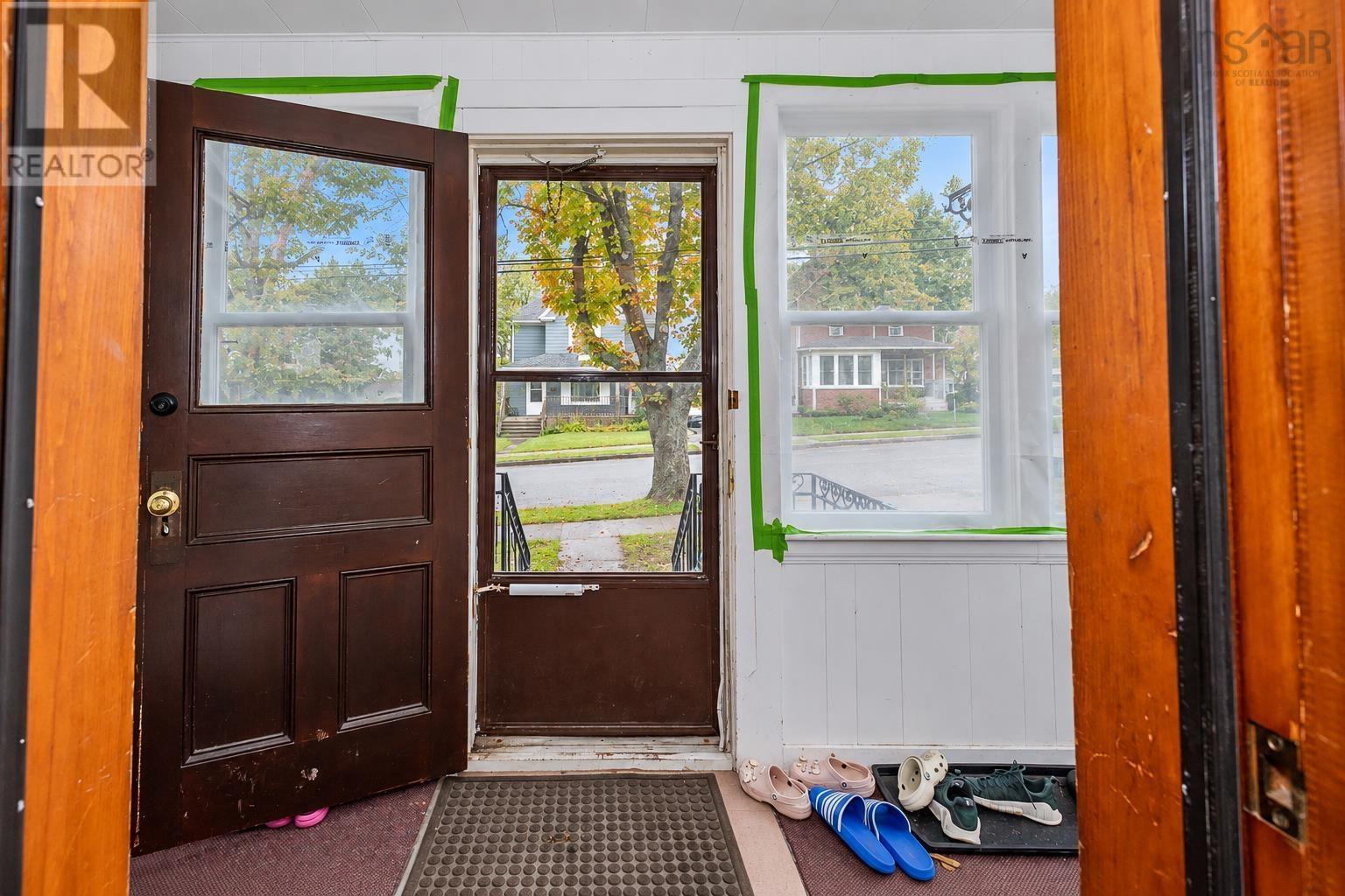 208 Whitney Avenue - 10