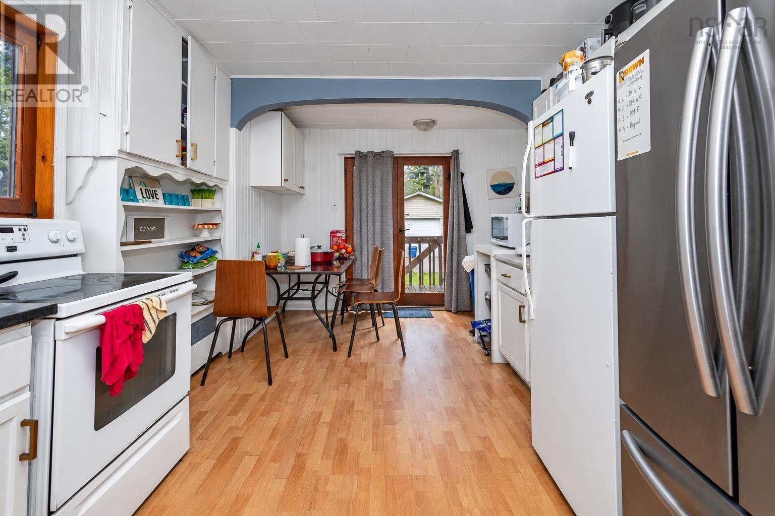 208 Whitney Avenue - 11