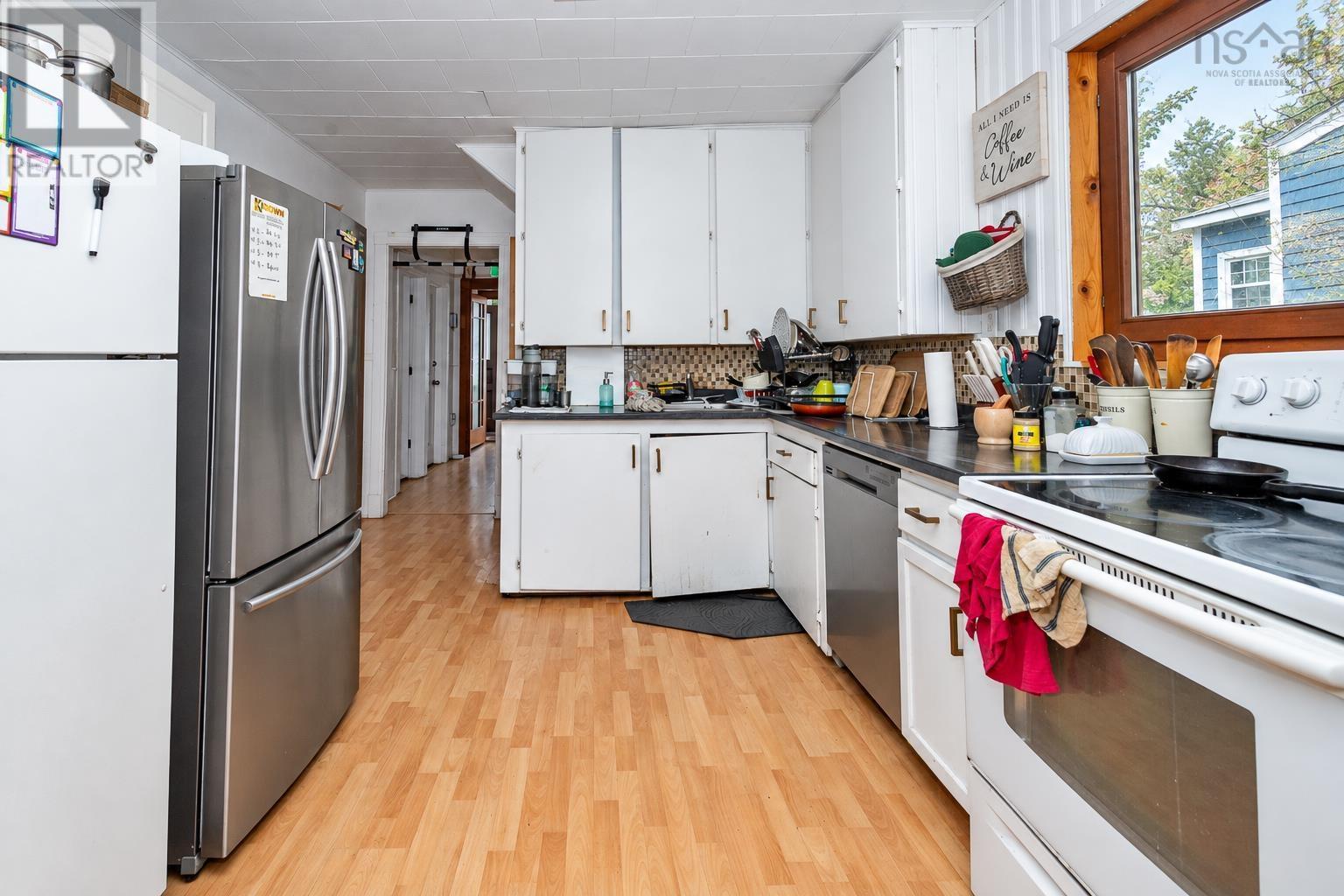 208 Whitney Avenue - 12