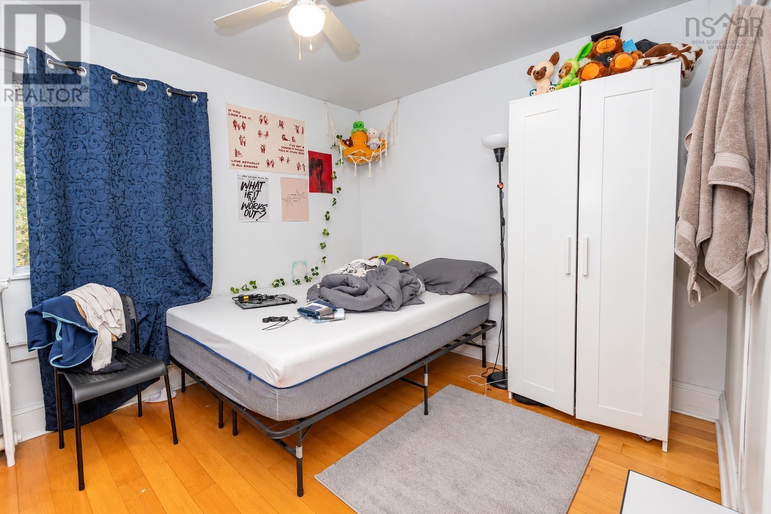 208 Whitney Avenue - Image 24
