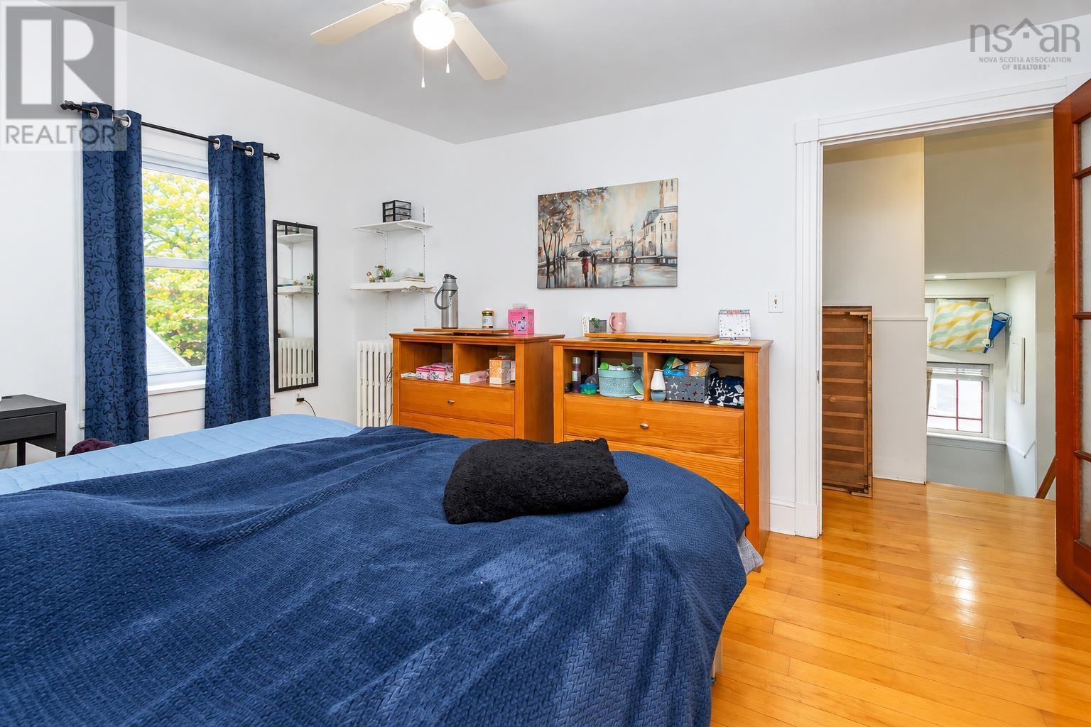 208 Whitney Avenue - 26