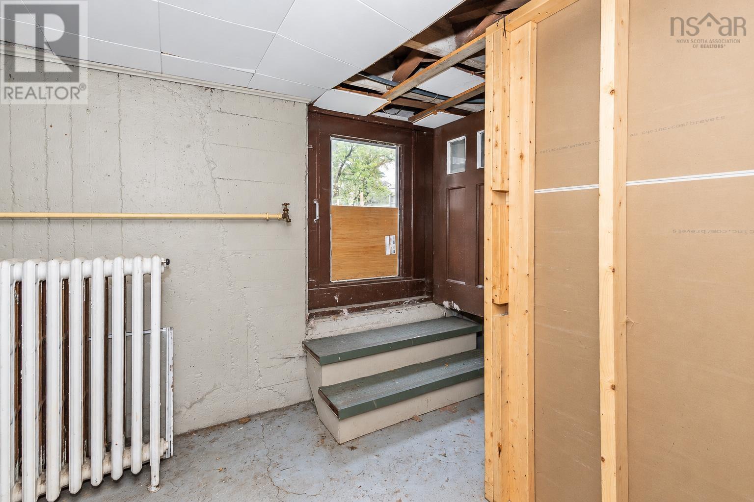 208 Whitney Avenue - 32