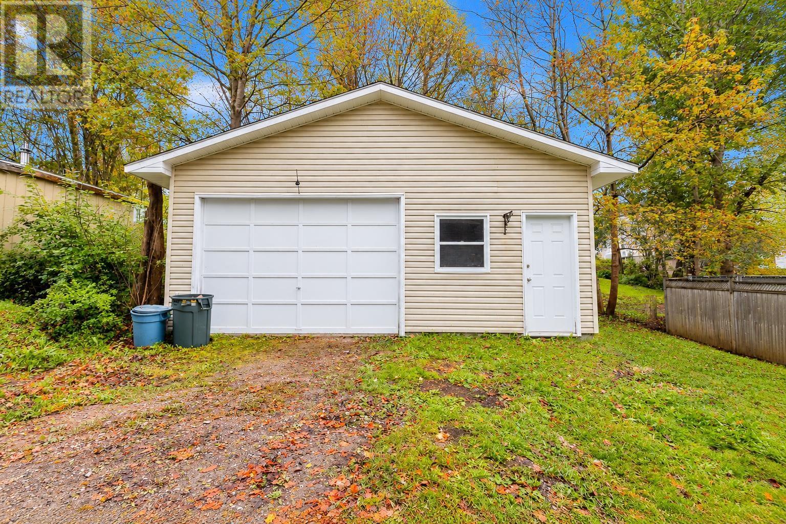 208 Whitney Avenue - Image 6