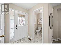 102 Boswell Drive, Clarington, ON L1C5C3 Photo 9