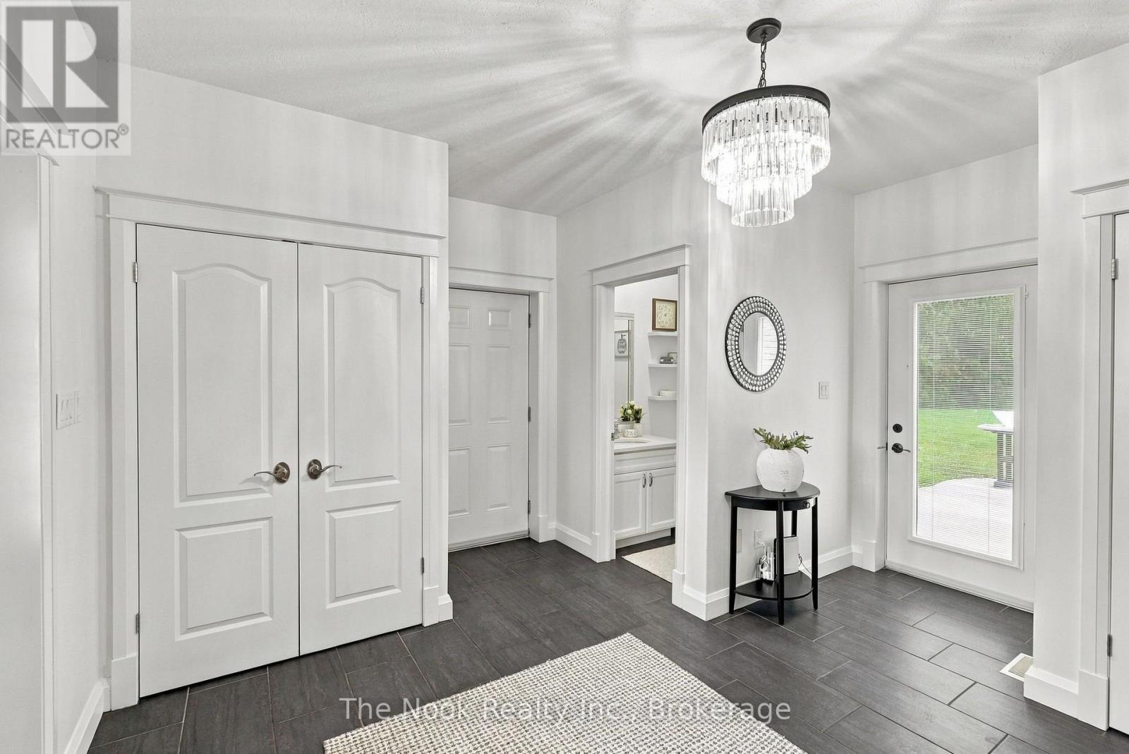 21611 Loyalist Parkway, Prince Edward County, ON photo 10