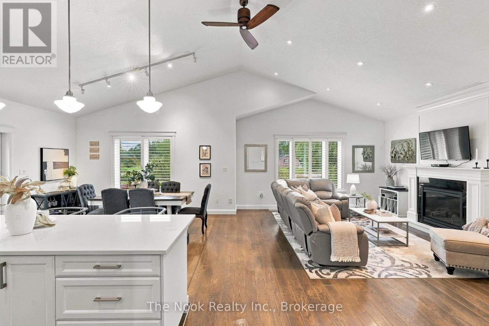 21611 Loyalist Parkway, Prince Edward County, ON photo 19