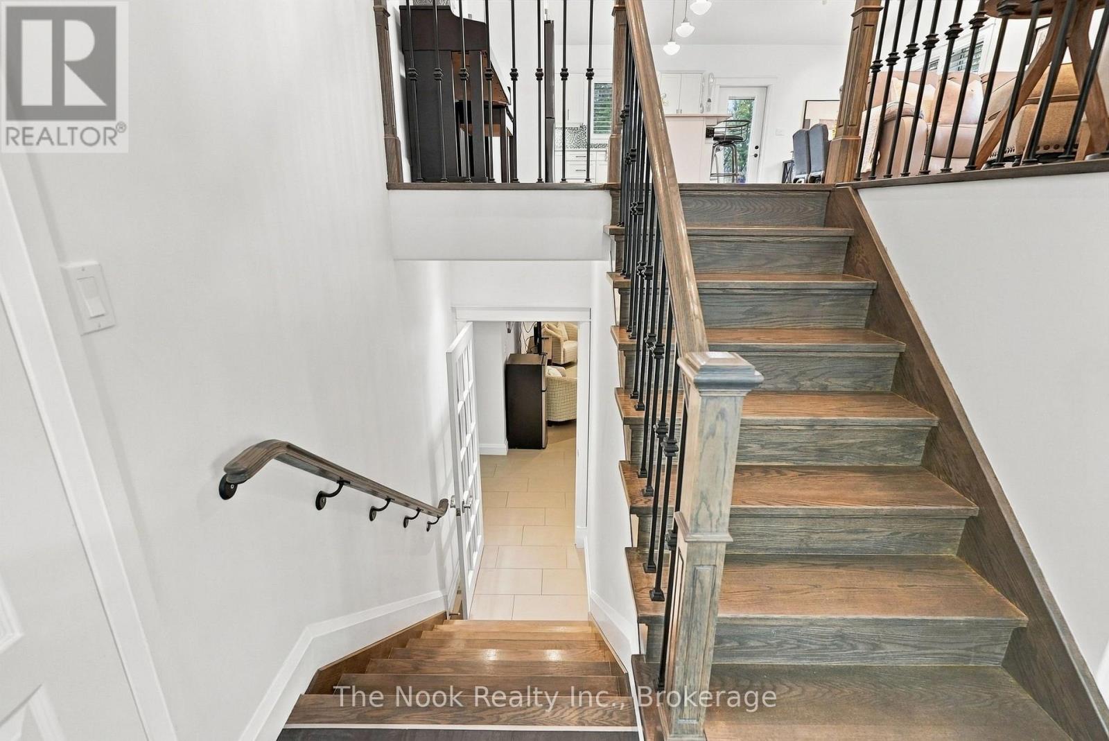 21611 Loyalist Parkway, Prince Edward County, ON photo 29