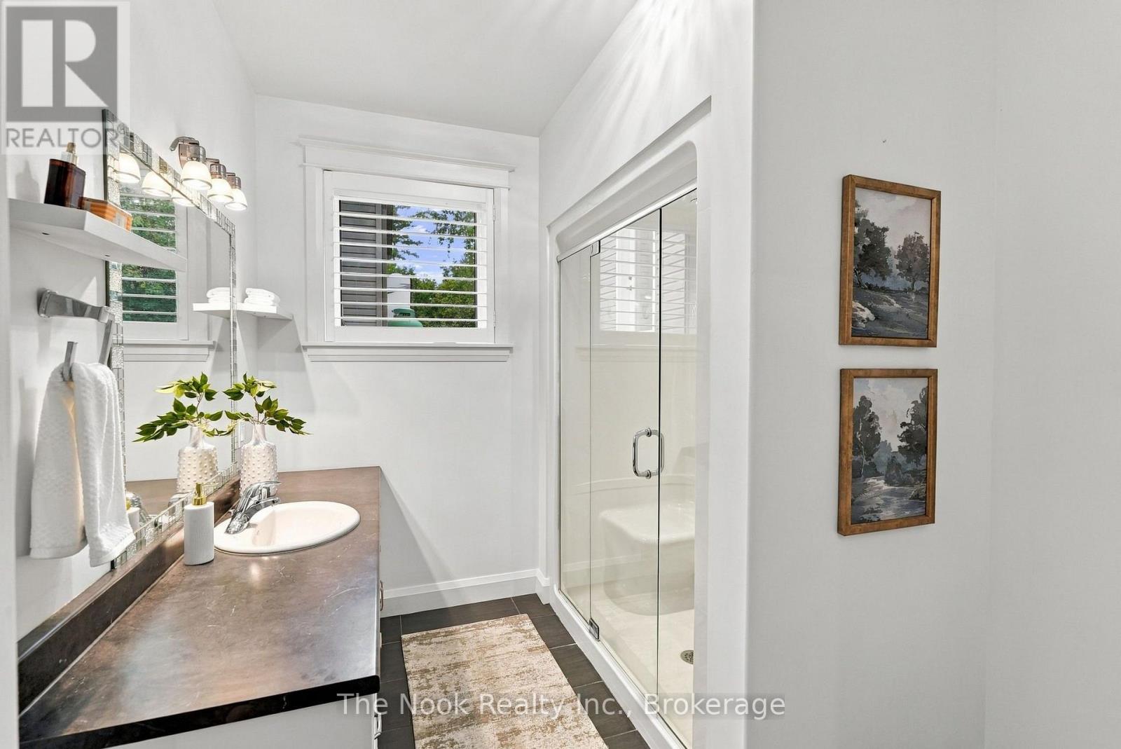 21611 Loyalist Parkway, Prince Edward County, ON photo 33