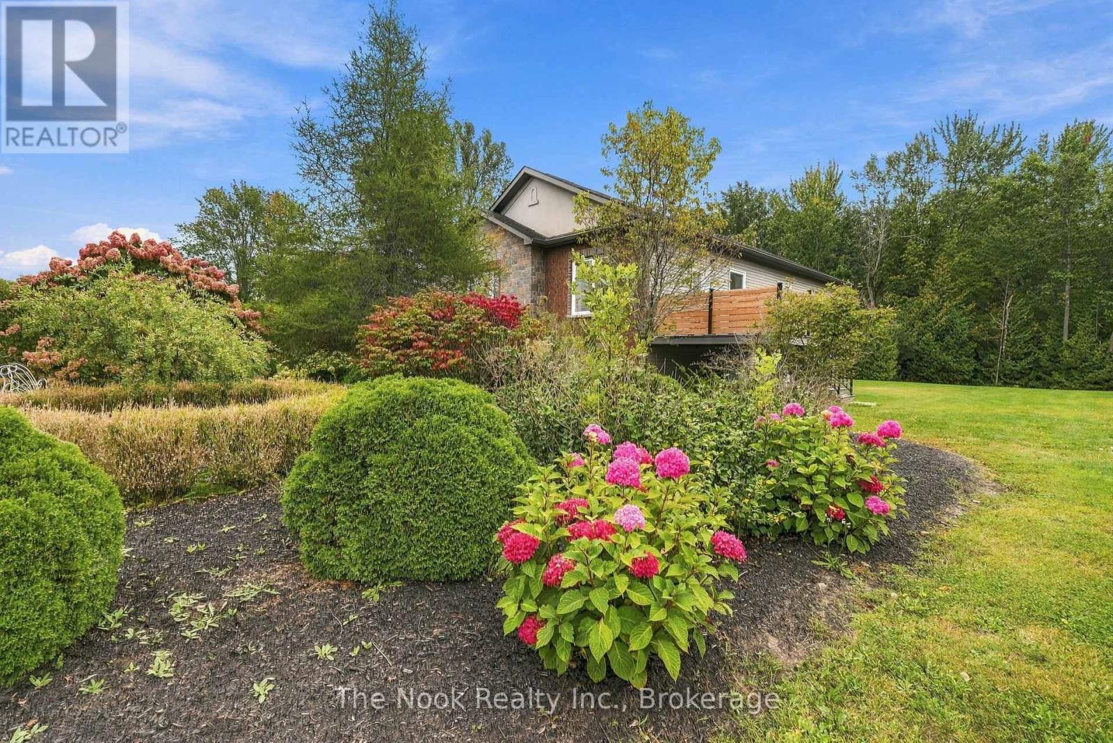 21611 Loyalist Parkway, Prince Edward County, ON photo 38