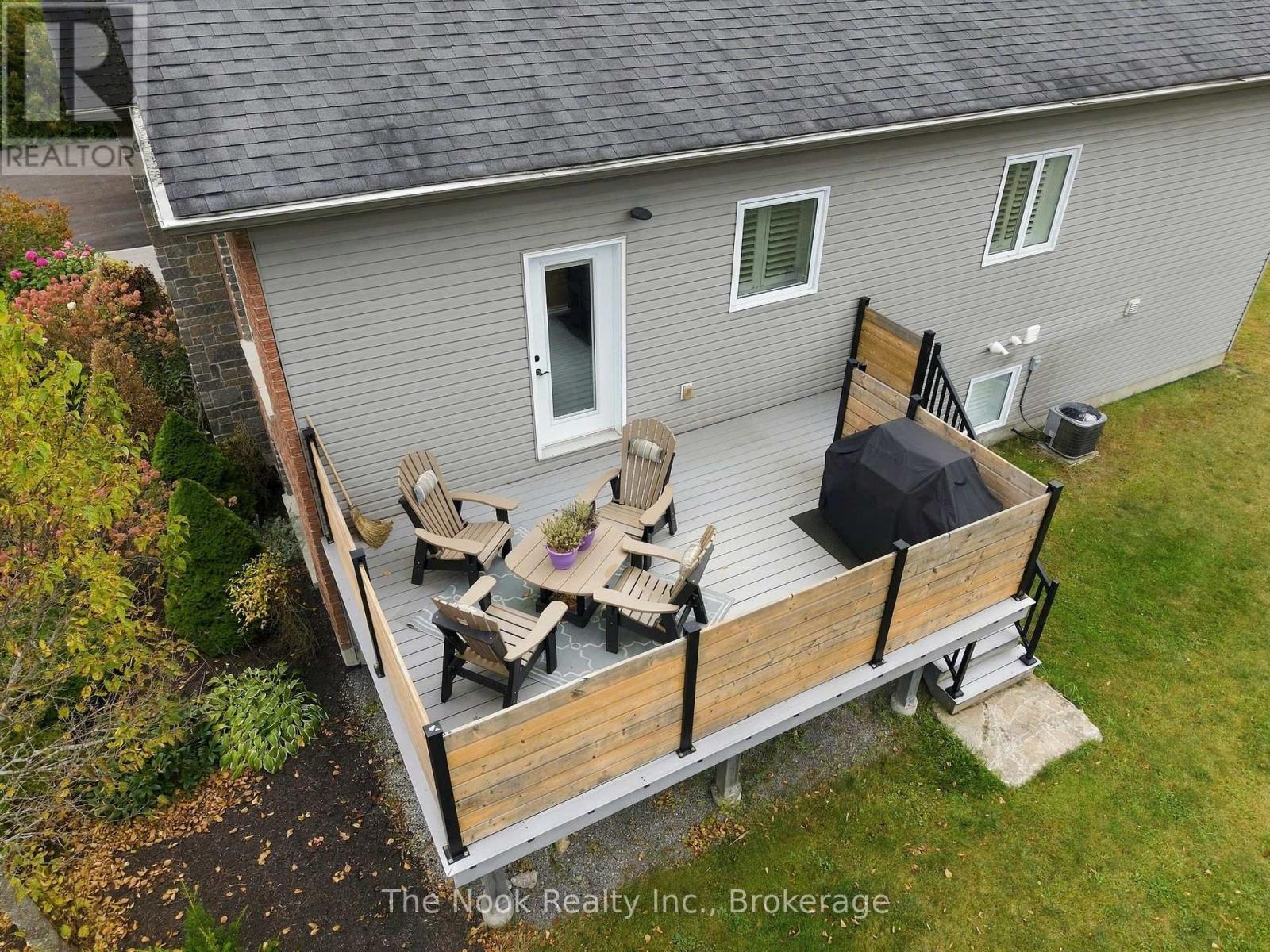 21611 Loyalist Parkway, Prince Edward County, ON photo 40