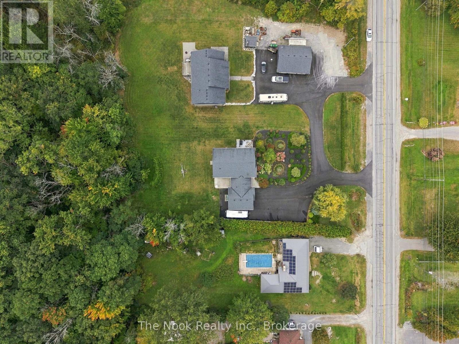 21611 Loyalist Parkway, Prince Edward County, ON photo 41