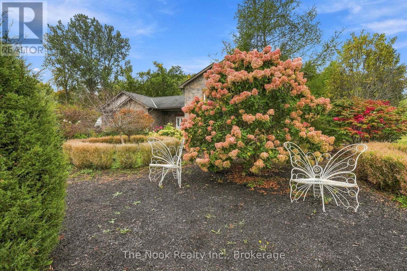 21611 Loyalist Parkway, Prince Edward County, ON photo 8