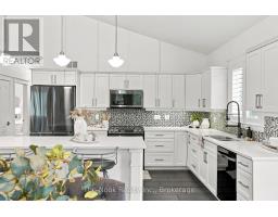 21611 Loyalist Parkway, Prince Edward County, ON K0K1L0 Photo 17