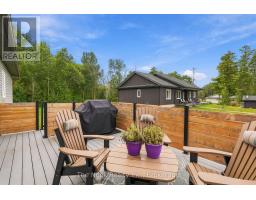 21611 Loyalist Parkway, Prince Edward County, ON K0K1L0 Photo 39