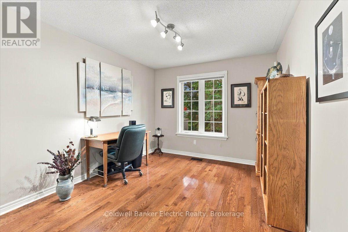 35- 300 Franmor Drive, Peterborough, ON photo 16