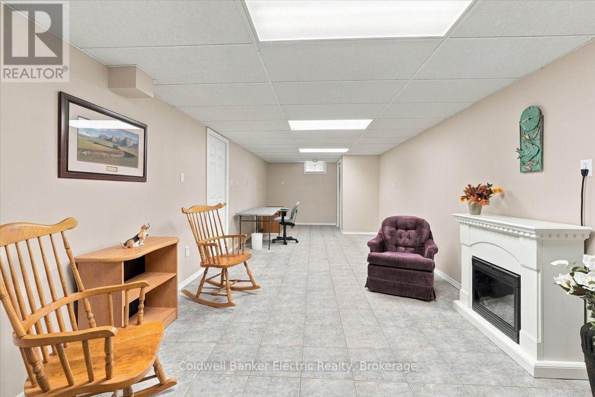 35- 300 Franmor Drive, Peterborough, ON photo 25