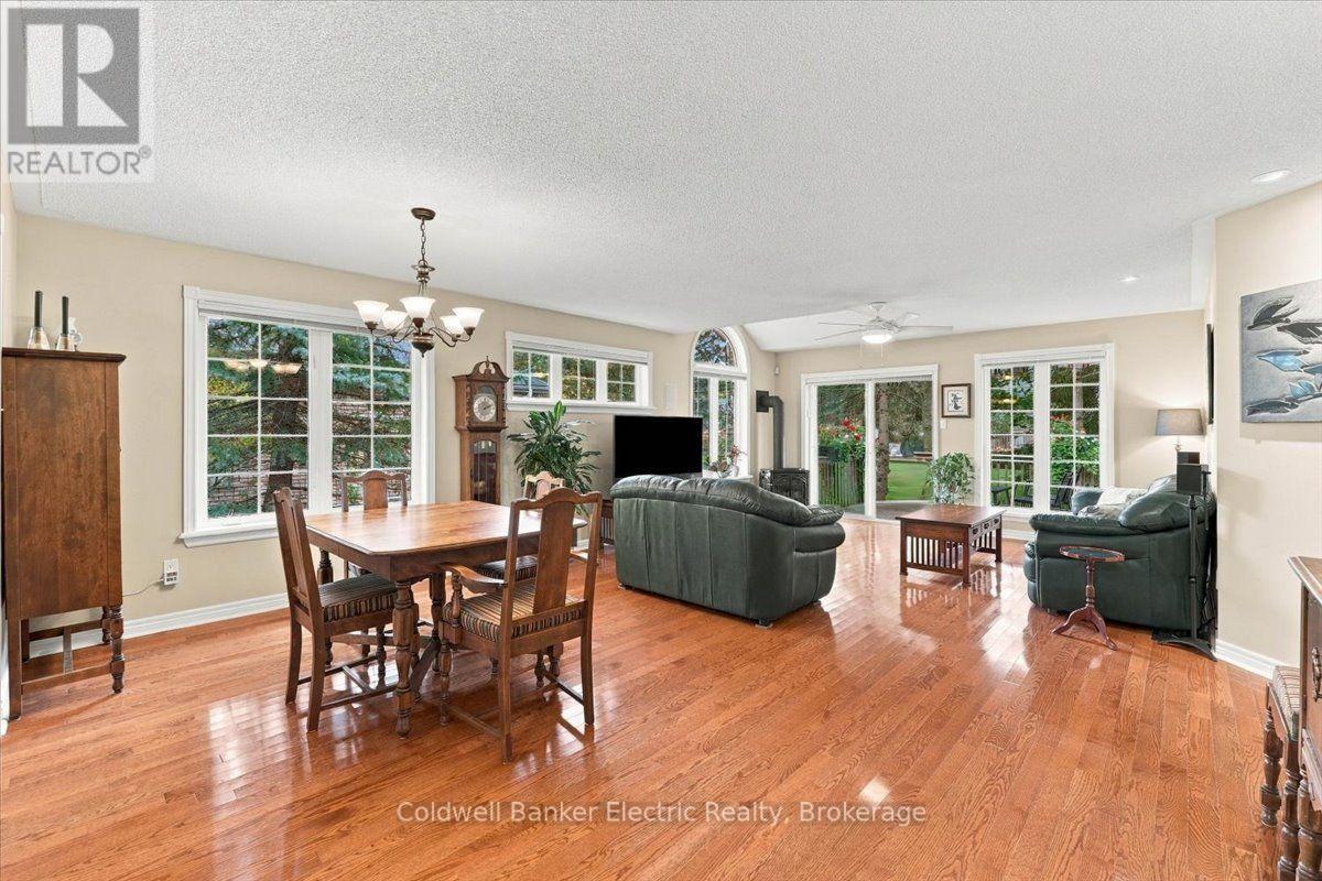 35- 300 Franmor Drive, Peterborough, ON photo 5
