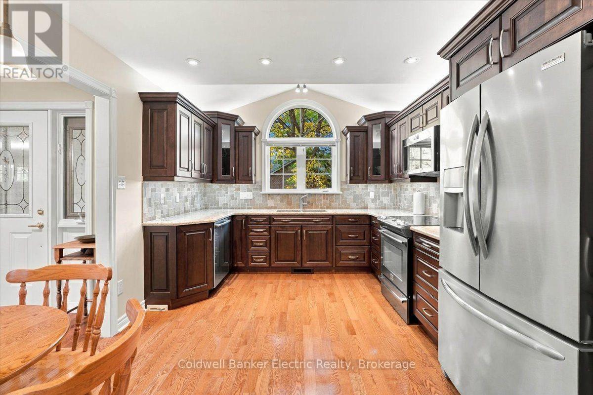 35- 300 Franmor Drive, Peterborough, ON photo 7