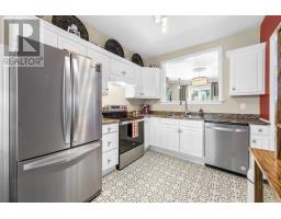 133 Patrick Street thumbnail 14