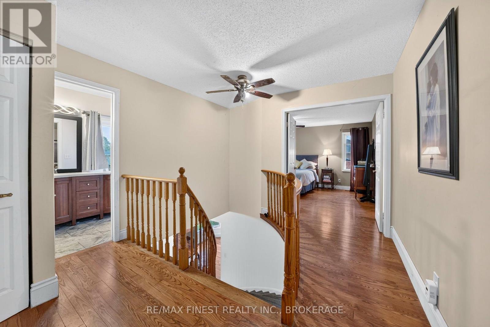 853 APPLE DOWN DRIVE - Image 16