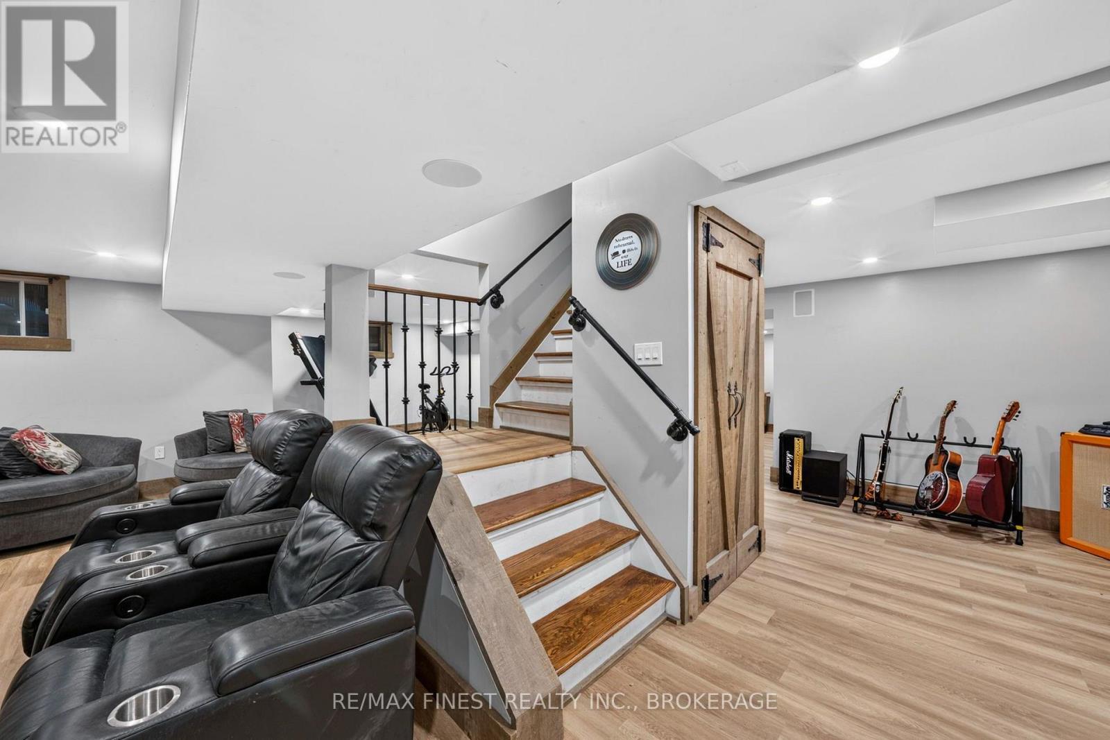 853 APPLE DOWN DRIVE - Image 23