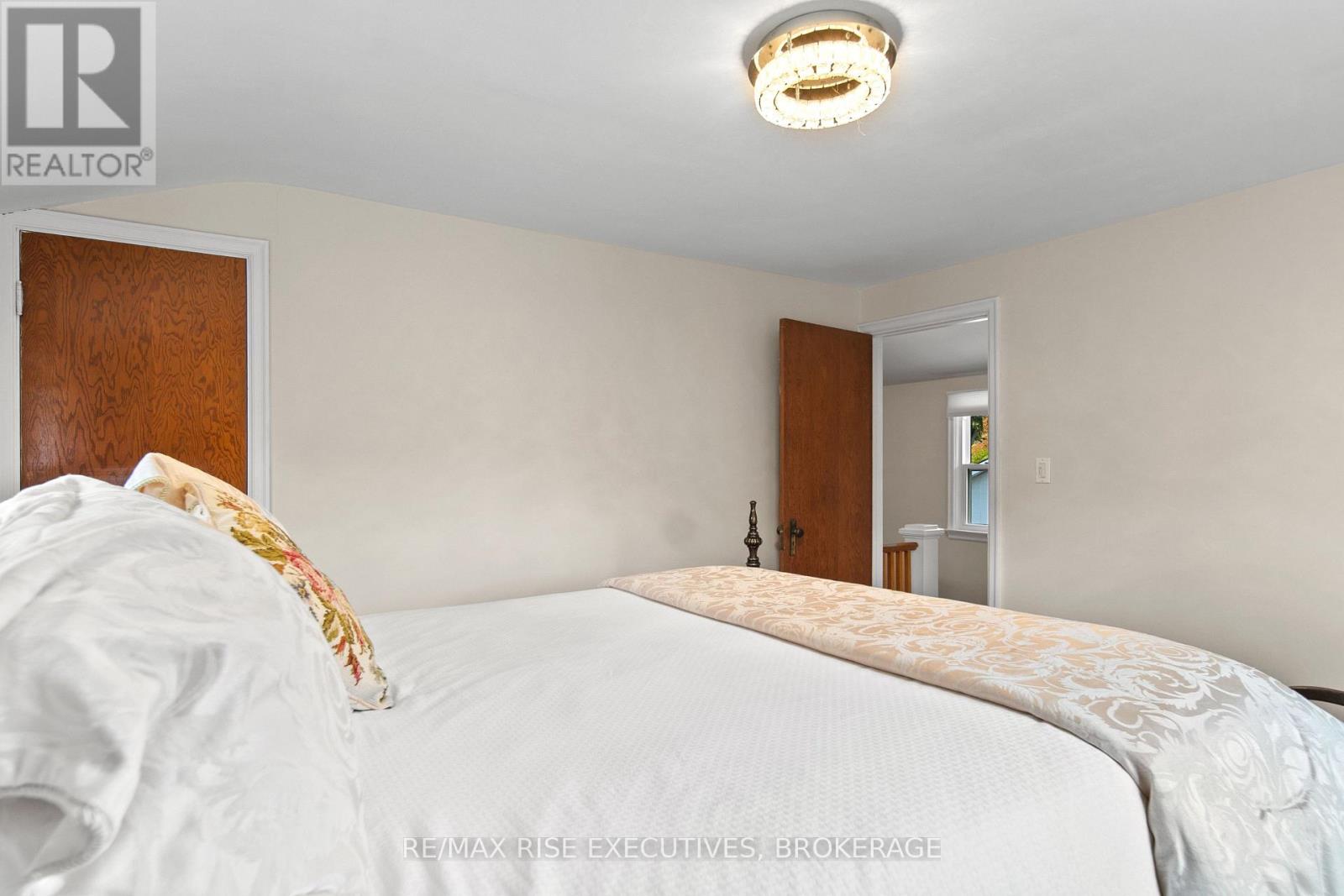 130 FLORENCE STREET - Image 19