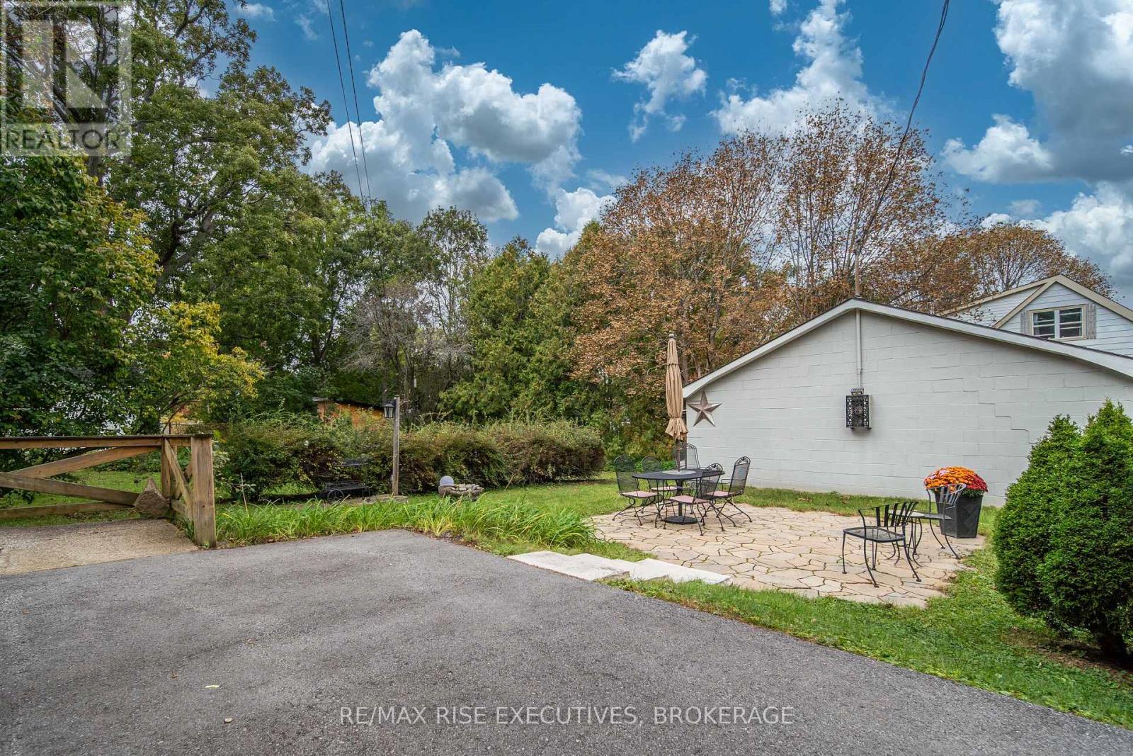 130 FLORENCE STREET - Image 28