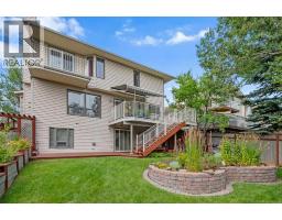 112 Hawkford Crescent NW - photo 2