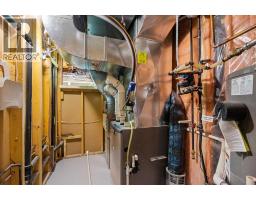 112 Hawkford Crescent NW - photo 41