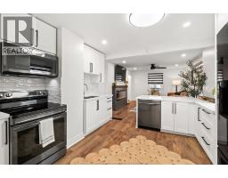2328 Forest, Windsor, ON N8W2G8 Photo 16